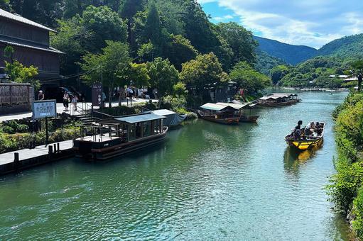 桂川 桂川 渡月橋,京都,嵐山の写真素材