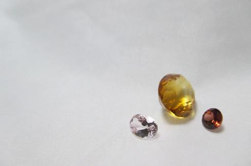 宝石ルース 宝石,モルガナイト,ガーネットの写真素材