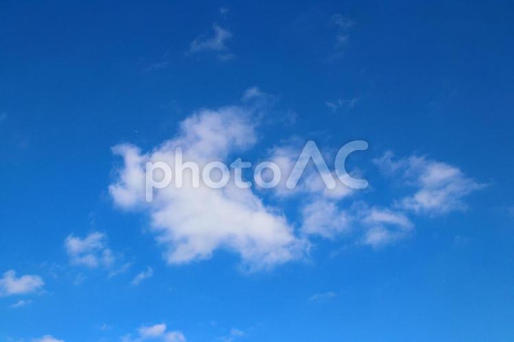 長崎の水辺の森公園の雲01 空,雲,青空の写真素材