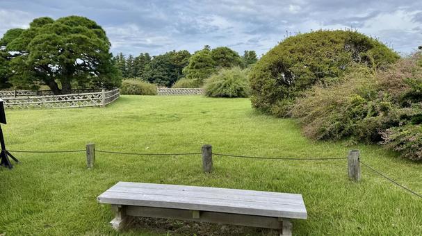 白いベンチ 白いベンチ 偕楽園,庭園,庭の写真素材