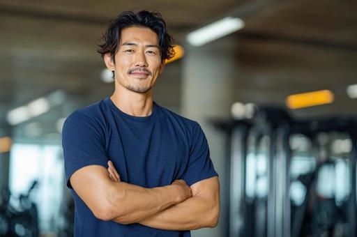 ジムでトレーニングする男性-7 ジムでトレーニングする男性-7の写真