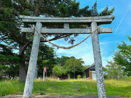 朝日山計仙麻神社の鳥居 朝日山計仙麻神社の鳥居 朝日山計仙麻神社,鳥居,神社の写真素材