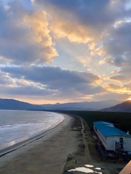 唐津の砂浜と夕日 海岸,砂浜,風景の写真素材