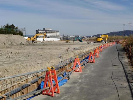 冬の工事現場 ユンボ,重機,シャベルカーの写真素材