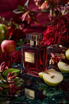 高級フレグランス:薔薇と林檎 高級フレグランス:薔薇と林檎の写真