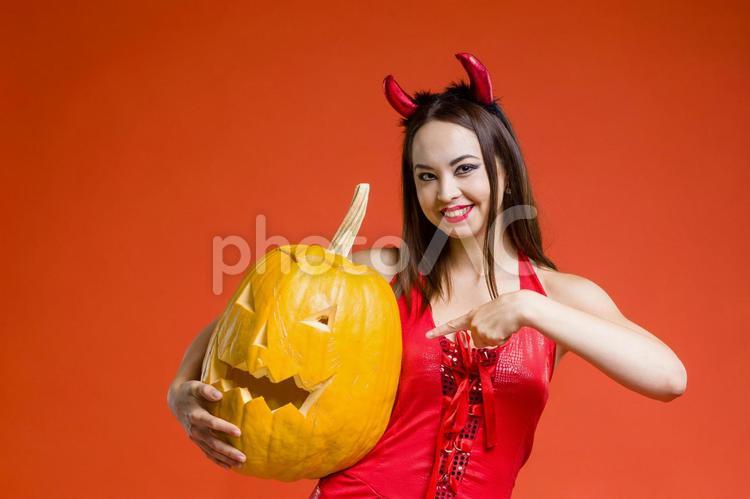 悪魔の仮装をした女性3 ハロウィン,仮装,コスプレの写真素材