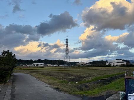 晩秋の田舎の夕暮れ　福井県あわら市 冬,地方,晴れの写真素材
