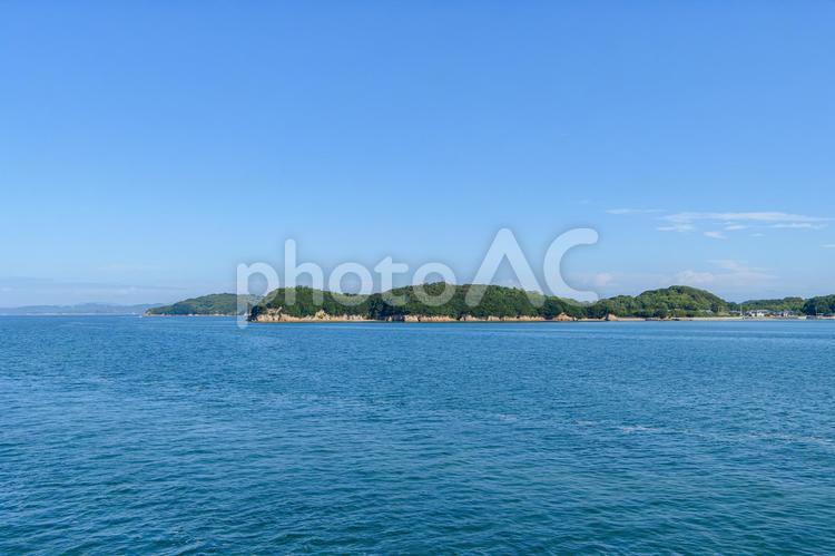 船から見た瀬戸内海 高松港,船,自然の写真素材