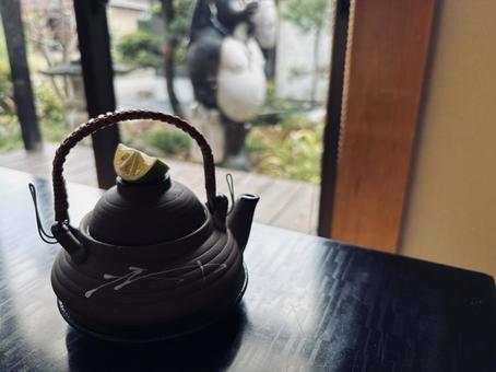 松茸の土瓶蒸し、秋の味覚 松茸の土瓶蒸し、秋の味覚 土瓶蒸し,松茸,スープの写真素材