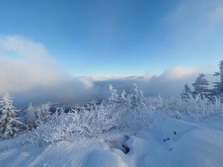 雪景色・冬の浅間山・黒斑山 雪景色・冬の浅間山・黒斑山 浅間山,黒斑山,雪の写真素材