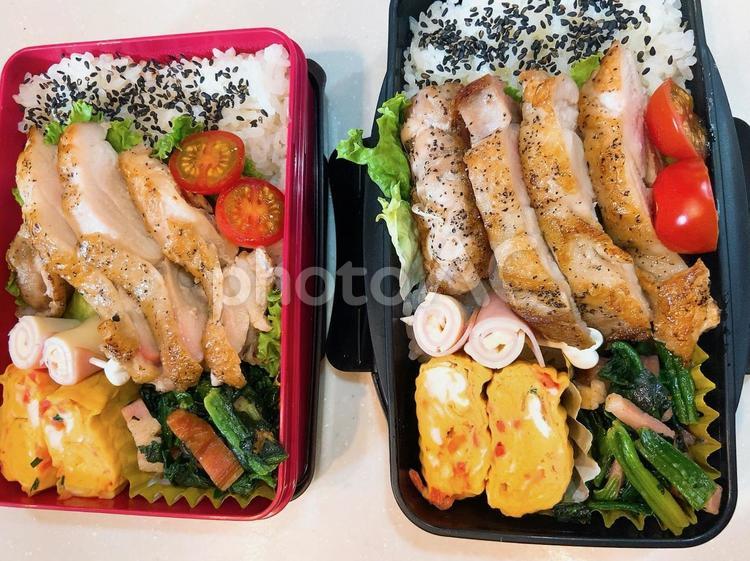 2つのチキンお弁当 ランチ,ランチボックス,lunchの写真素材