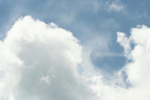 雲 ７月 Julyの写真