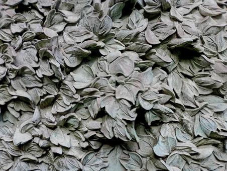 葉の形をしたレリーフ 葉の形をしたレリーフの写真