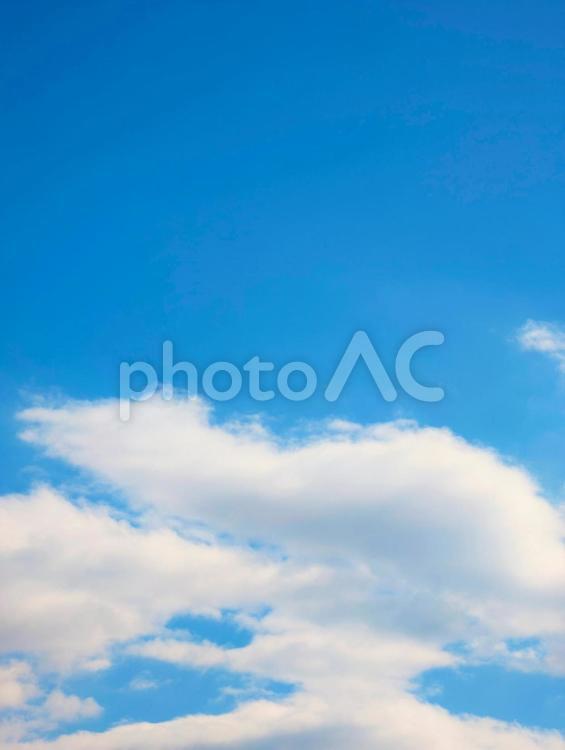 美しい青空と白い雲 雲,ふわふわ,ふんわりの写真素材