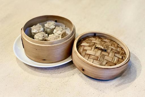蒸篭で蒸したシウマイ 焼売,しゅうまい,点心の写真素材