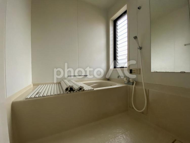 リフォーム前のユニットバス 浴室,ユニットバス,バスの写真素材