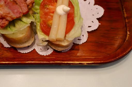 Morning sandwiches at Osaka coffee shops, JPG