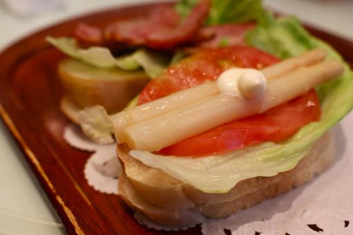 Morning sandwiches at Osaka coffee shops, JPG