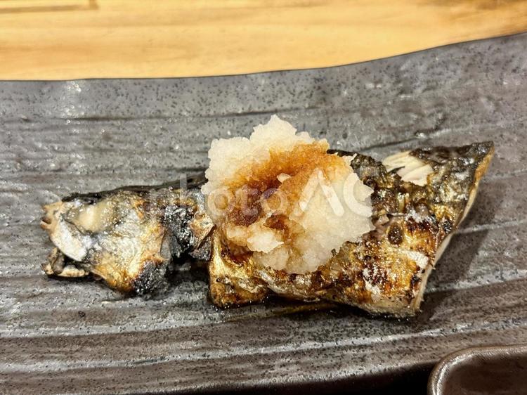 焼き鯖　大根おろしのせ 大根おろし,箸,スープの写真素材