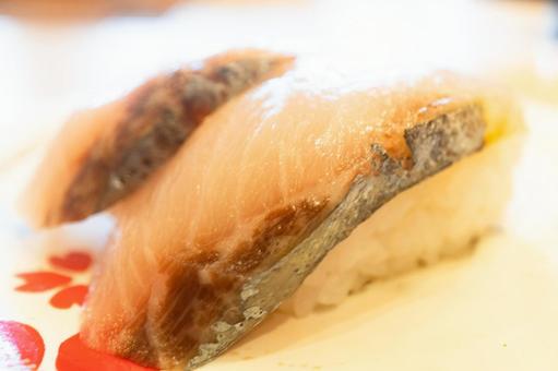 Photo, sushi, nigiri sushi, shimaji, 
