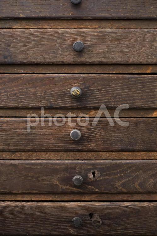 和箪笥の引き出し 和箪笥,和風タンス,タンスの写真素材