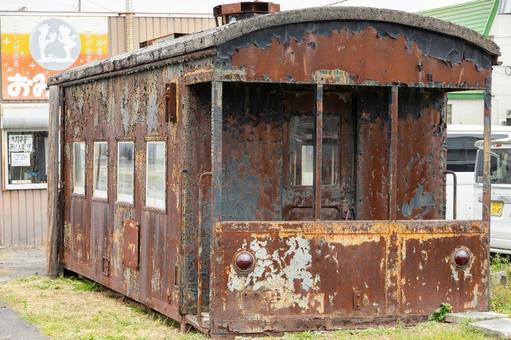 愛国駅前のボロボロの貨車 愛国駅前のボロボロの貨車 鉄道遺構,愛国駅,ボロボロの写真素材