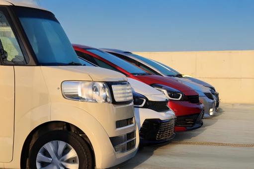 ショッピングモールの自動車 マイカー,軽自動車,駐車場の写真素材