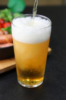 生ビール 生ビール,アルコール,飲むの写真素材