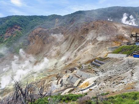 濛々と湯気を上げる箱根の大涌谷 濛々と湯気を上げる箱根の大涌谷 大涌谷,箱根,観光の写真素材