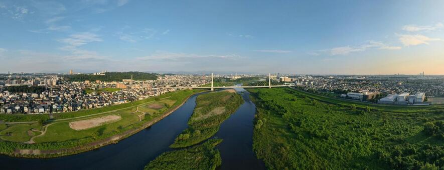 府中四谷橋の見える風景 橋,府中四谷橋,川の写真素材