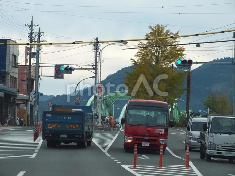 安倍川餅のお店のそばの安倍川橋のたもと 橋,鉄橋,安倍川橋の写真素材