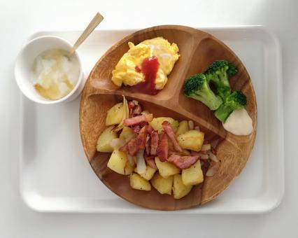 おしゃれ洋風モーニングプレート おしゃれ洋風モーニングプレート 朝ごはん,洋風,洋食の写真素材