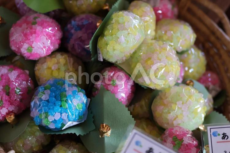 色とりどりのあじさいのお菓子 カラフル,アジサイ,菓子の写真素材