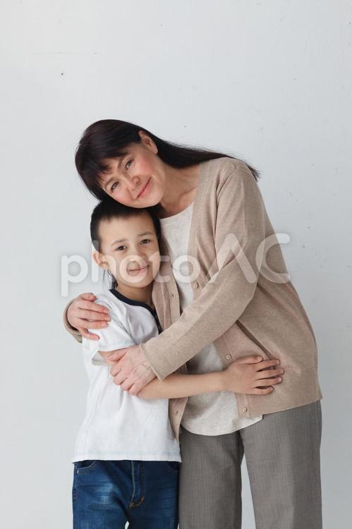 アジア人のおばあちゃんと孫3 アジア人,家族,おばあちゃんの写真素材