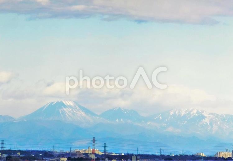 街と男体山　１ 男体山,雄大,太郎山の写真素材