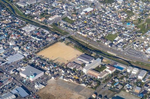 長野県の松本市立筑摩野中学校付近を空撮 空撮,中学校,松本市の写真素材