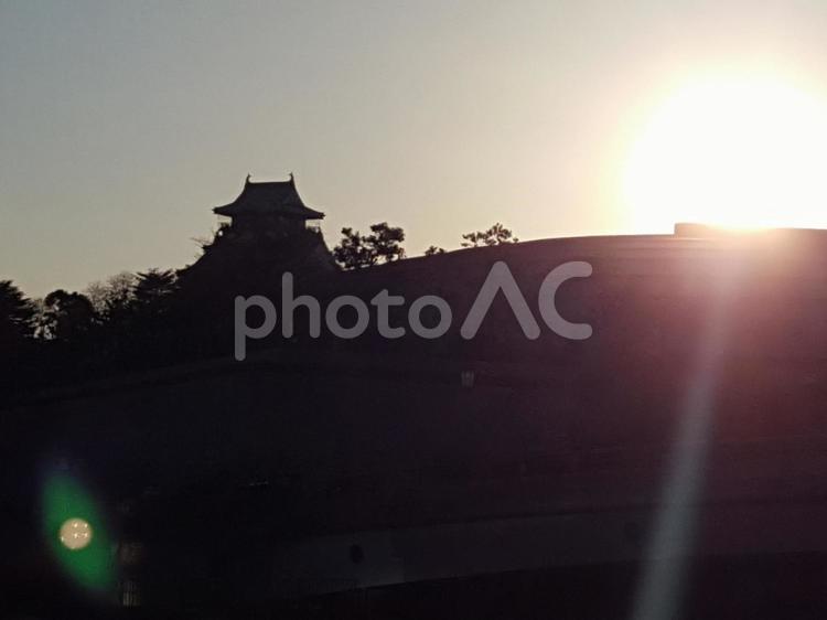 夕日 城,夕日,日暮れの写真素材