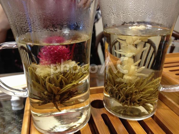 中国茶カフェの工芸茶が花開くところ カフェ,お茶,中国茶の写真素材