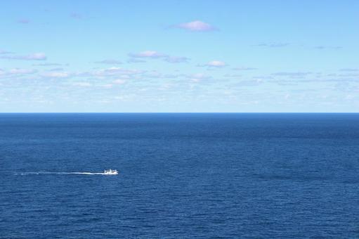 海と船の写真