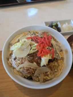 おいしいカツ丼 おいしいカツ丼の写真