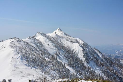 雪の武尊山・剣ヶ峰山 武尊山,上州武尊山,剣ヶ峰山の写真素材