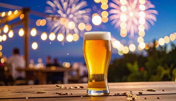テーブルに置かれた生ビール 祭り 花火 テーブルに置かれた生ビール 祭り 花火の写真
