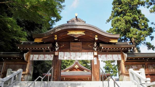 秋の高麗神社・御神門(埼玉県・日高市) 秋の高麗神社・御神門(埼玉県・日高市) 秋,高麗神社,御神門の写真素材