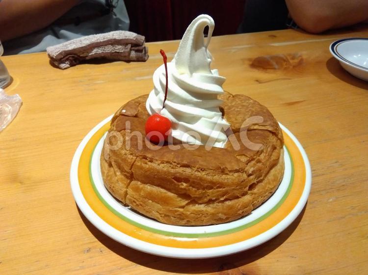 甘い食べ物3 美味しい,シロノワール,ケーキの写真素材