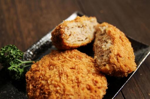 ジューシーメンチカツ ジューシーメンチカツ メンチカツ,揚げ物,肉料理の写真素材