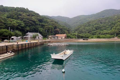 船着き場の風景(長崎県五島列島久賀島) 船着き場の風景(長崎県五島列島久賀島) 長崎県,五島列島,久賀島の写真素材