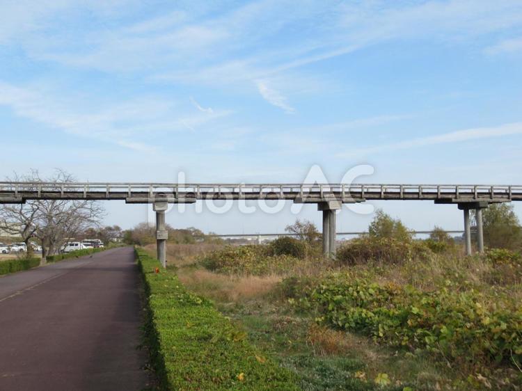 ギネス認定の世界一長い木造歩道橋の蓬莱橋 蓬莱橋,木造,歩道橋の写真素材