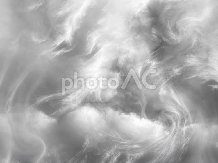 雲と風の景色モノクロ 雲と風の景色モノクロ モノクロ,空,雲の写真素材