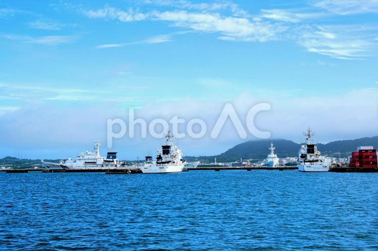 沖縄・石垣港の海上保安庁巡視船 沖縄・石垣港の海上保安庁巡視船 石垣島,海上保安庁,巡視船の写真素材