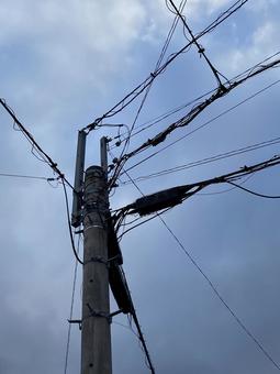 電柱電線5312 電柱電線5312の写真